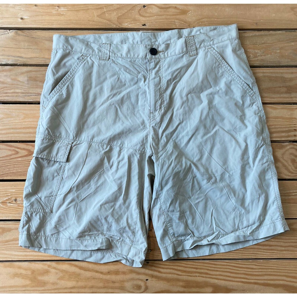 COLUMBIA Beige Lightweight Cargo Shorts Size 38